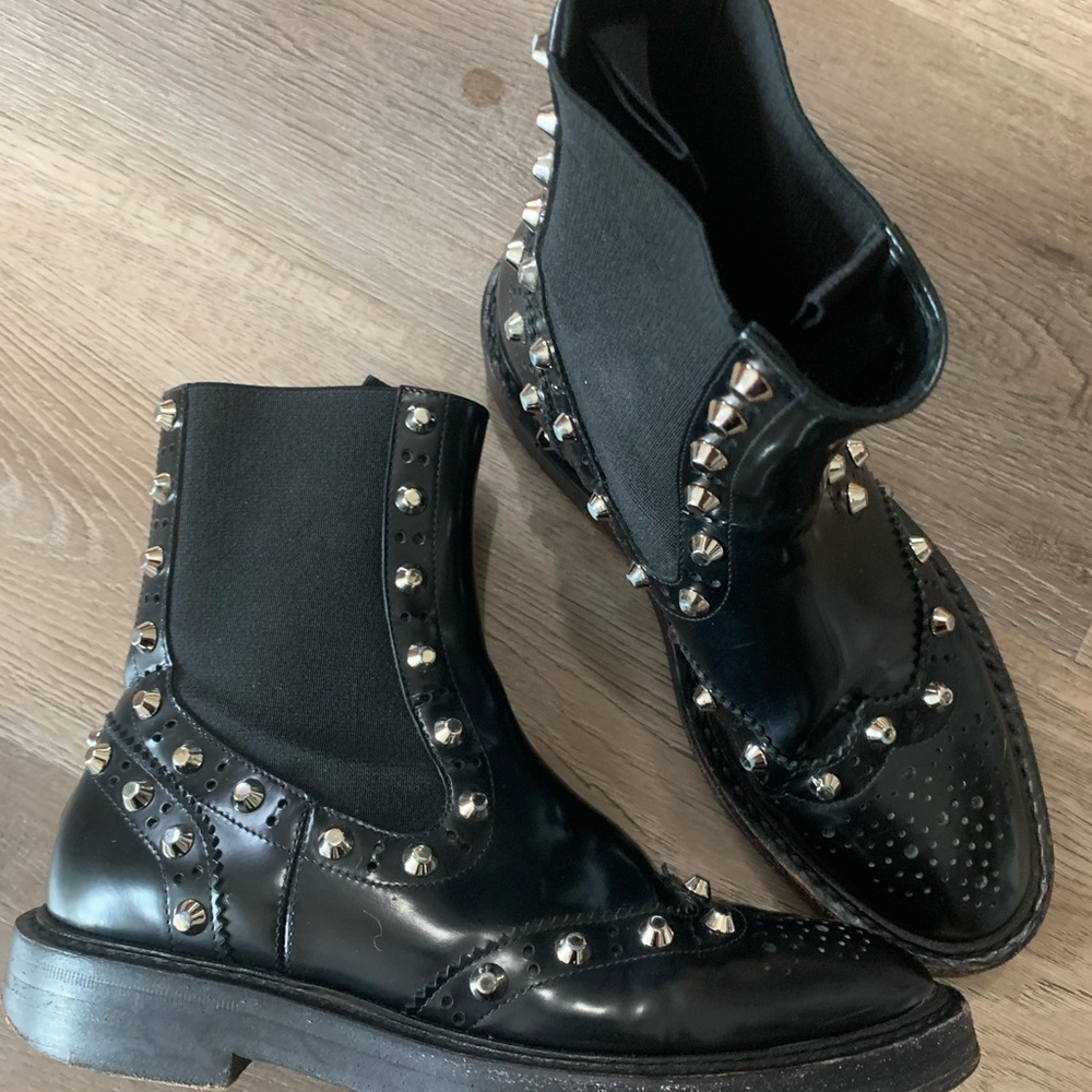 Balenciaga Studded Chelsea Boot - Picture 4 of 10